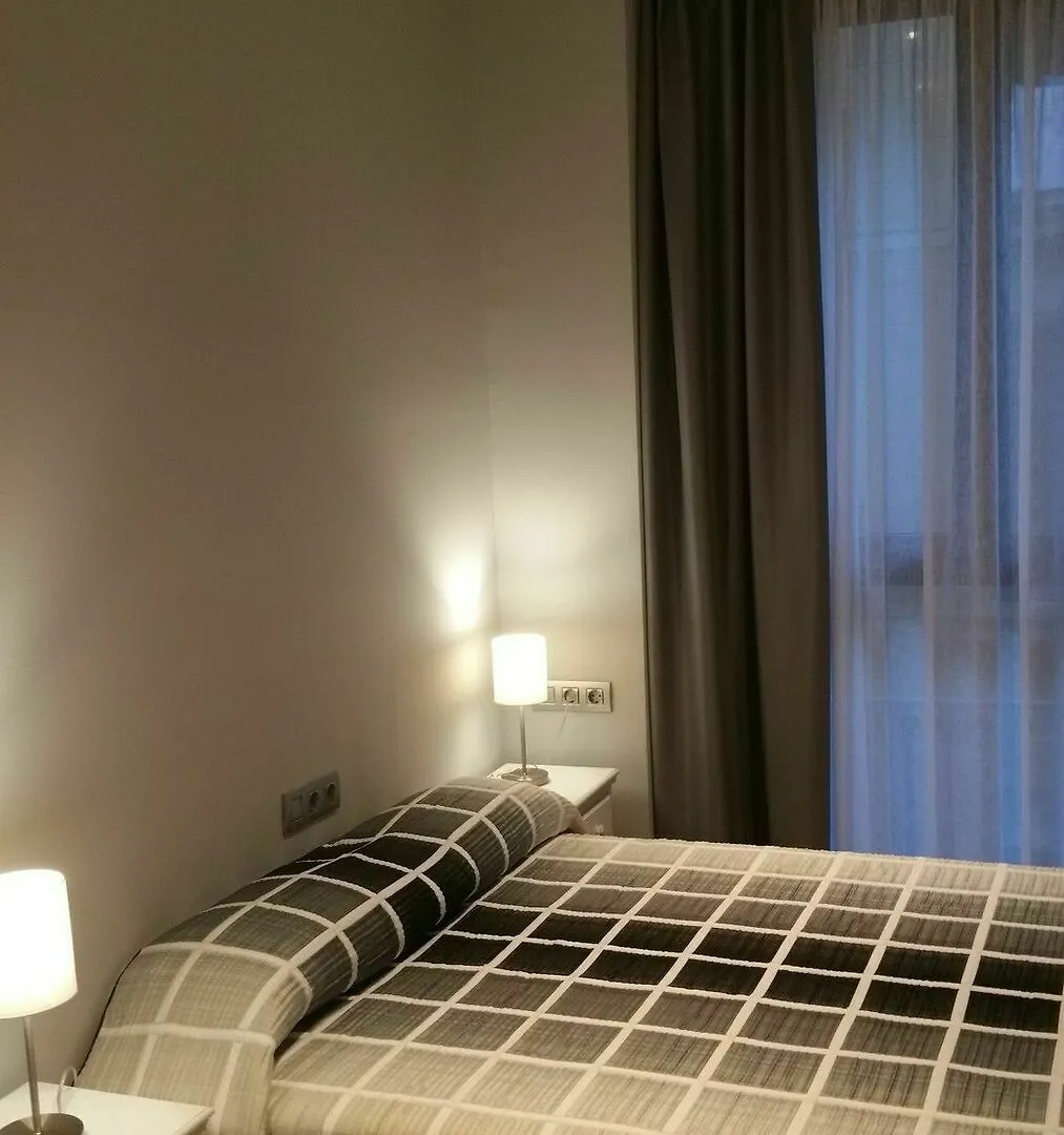 Hostal Mimi Las Ramblas Barcelona Guest house