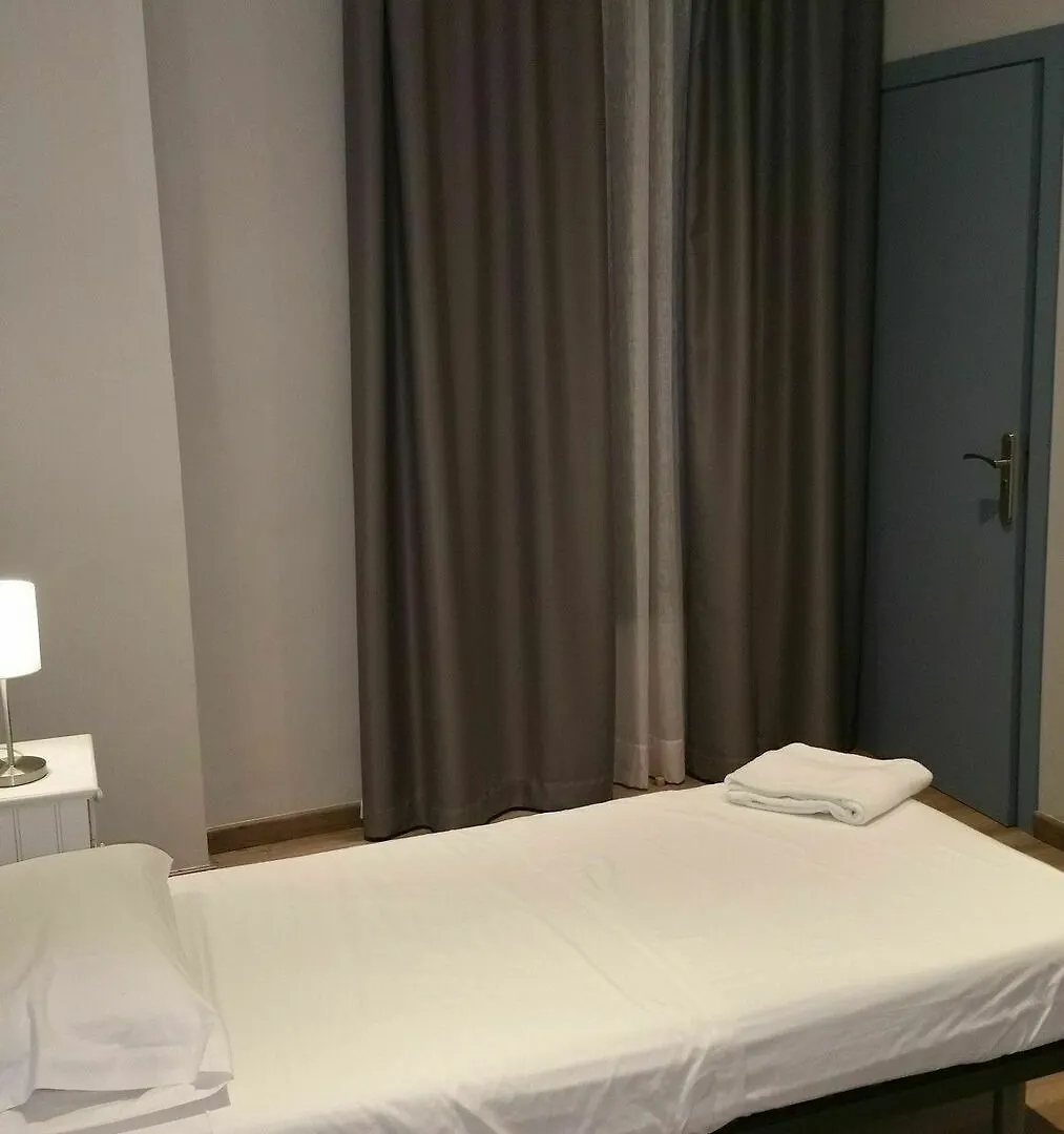 Hostal Mimi Las Ramblas Barcelona 0*,  Spain